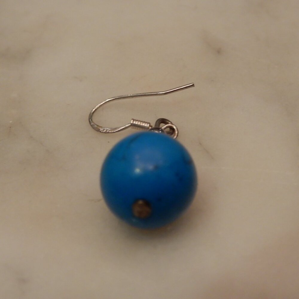 Howlite Dangle Single Dangle Earring - Picture 2 of 3